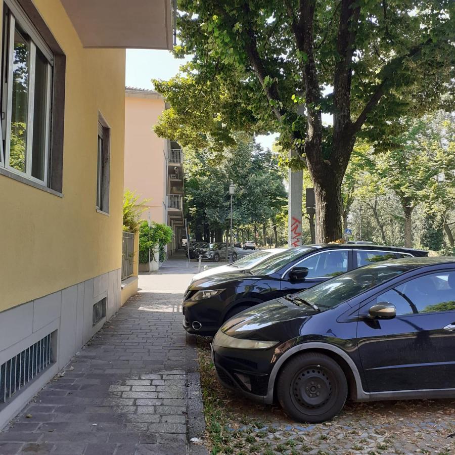 Appartamento Casa Sul Fiume パルマ エクステリア 写真